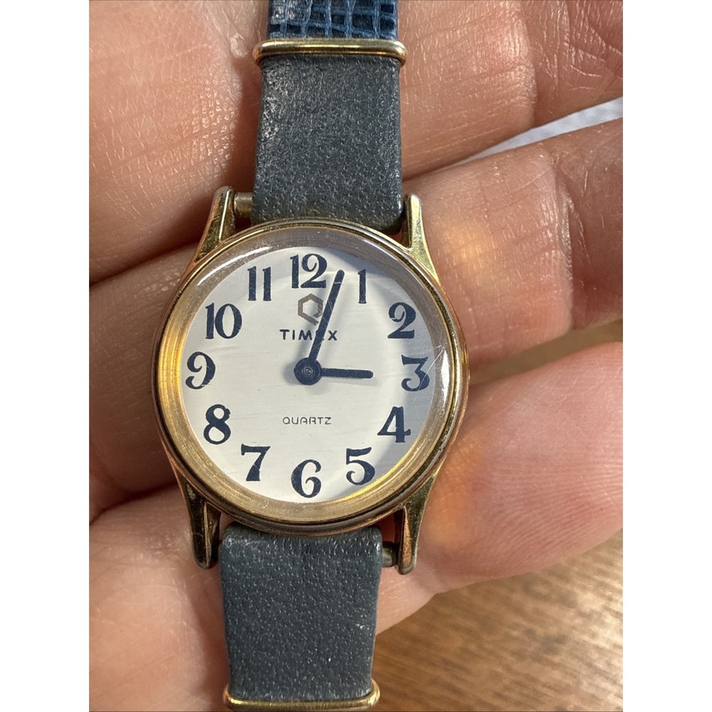 Vintage Timex Q Quartz Watch Women's White Dial Gold Tone K Cell New Battery Run